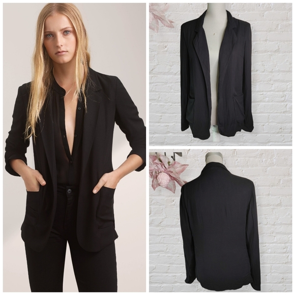 Aritzia Jackets & Blazers - Aritzia Talula open blazer size 8